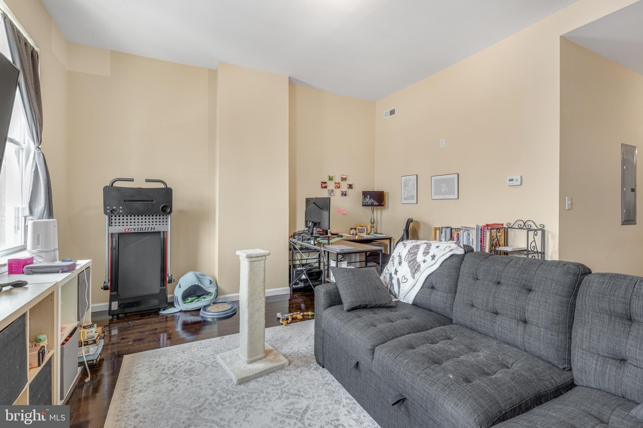 POINT BREEZE - Residential Lease