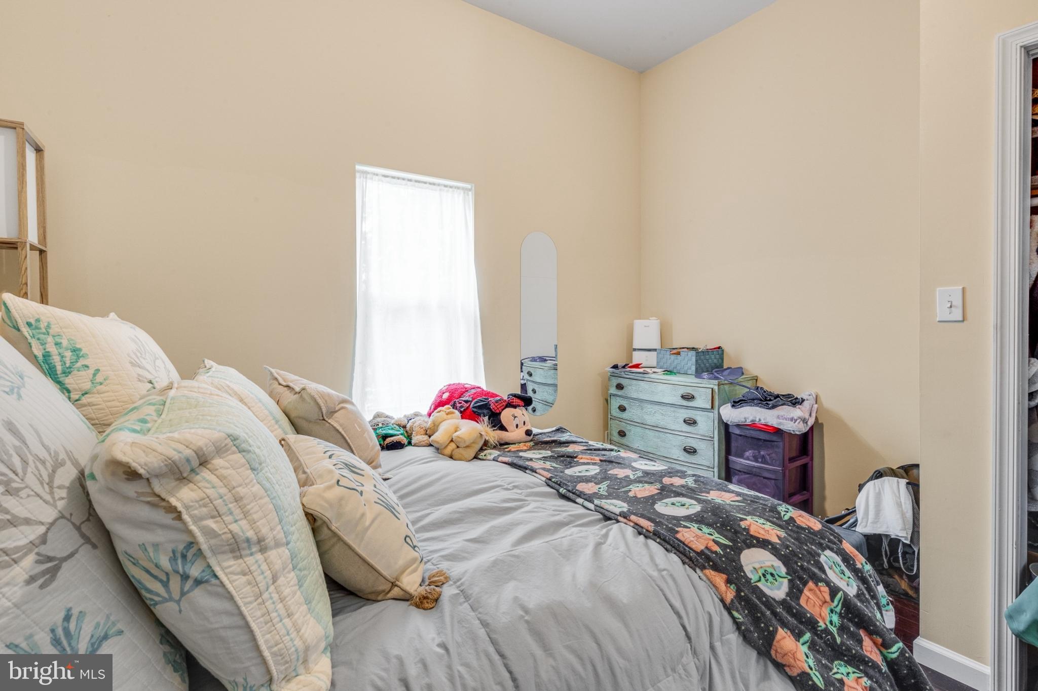 POINT BREEZE - Residential Lease