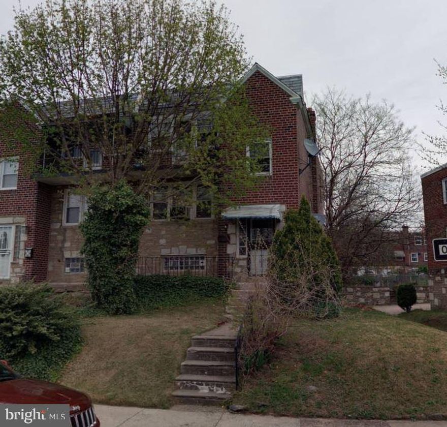 Duplex property on Covington Rd in Philadelphia offering a solid investment opportunity. Each unit features 2 bedrooms and 1 bathroom.
Unit 1 is currently rented at $1,000/month, and Unit 2 is rented at $950/month, providing steady rental income. The property offers a practical layout and is well-suited for investors looking to expand their portfolio.
Convenient location with access to public transportation, shopping, and major roadways.
Great opportunity for consistent cash flow with two occupied units.

NOTE: The property will be sold in AS-IS condition. The buyer is responsible for U&O.