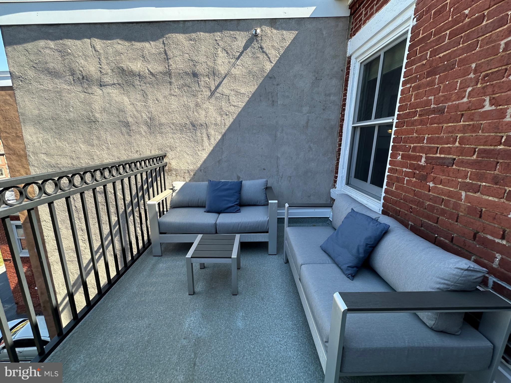 LANCASTER - Residential