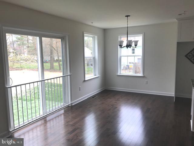 MILLERSVILLE - Residential