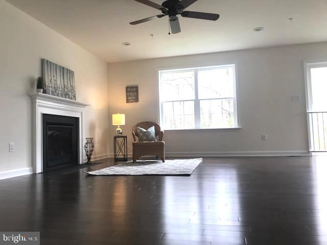 MILLERSVILLE - Residential