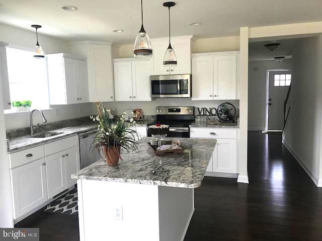 MILLERSVILLE - Residential