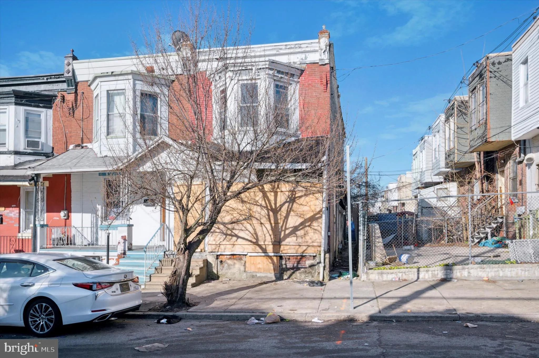 Philadelphia, Pennsylvania 19131, United States, 3 Bedrooms Bedrooms, ,1 BathroomBathrooms,Residential,Pending,93457