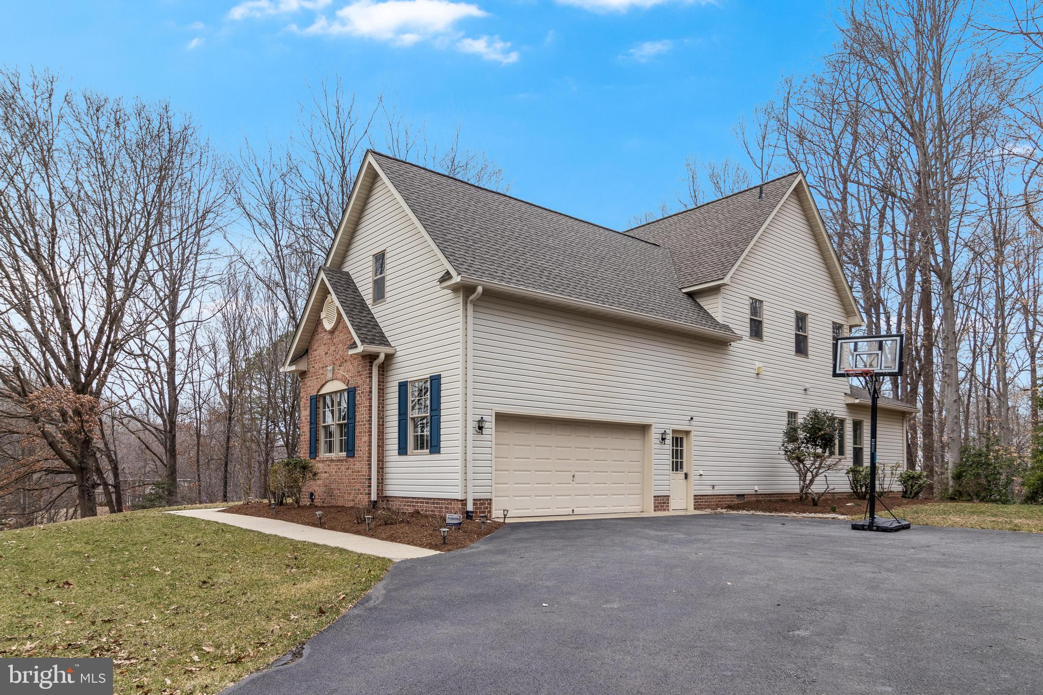 SWANSON CREEK LANDING - Residential