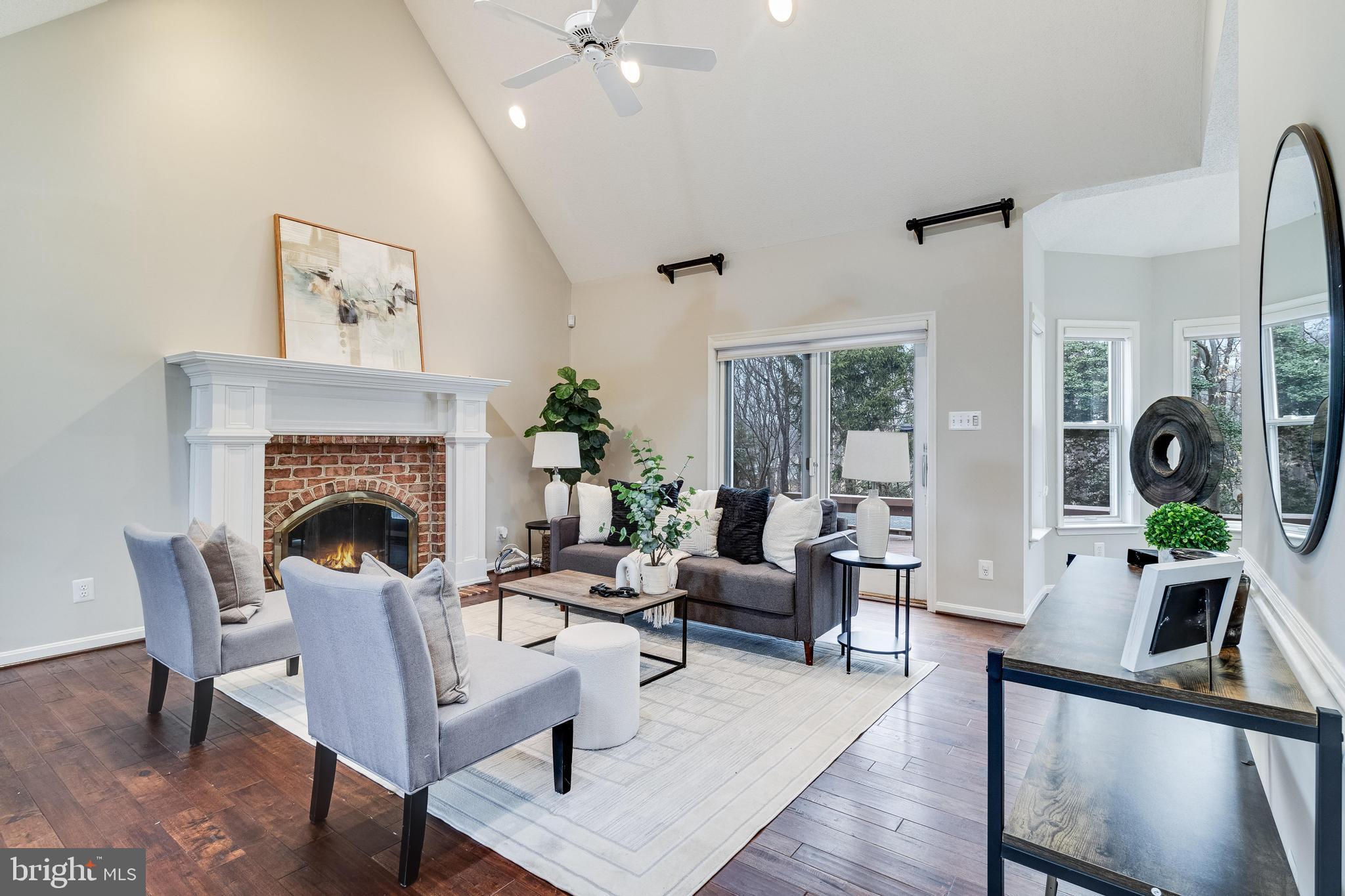 SWANSON CREEK LANDING - Residential