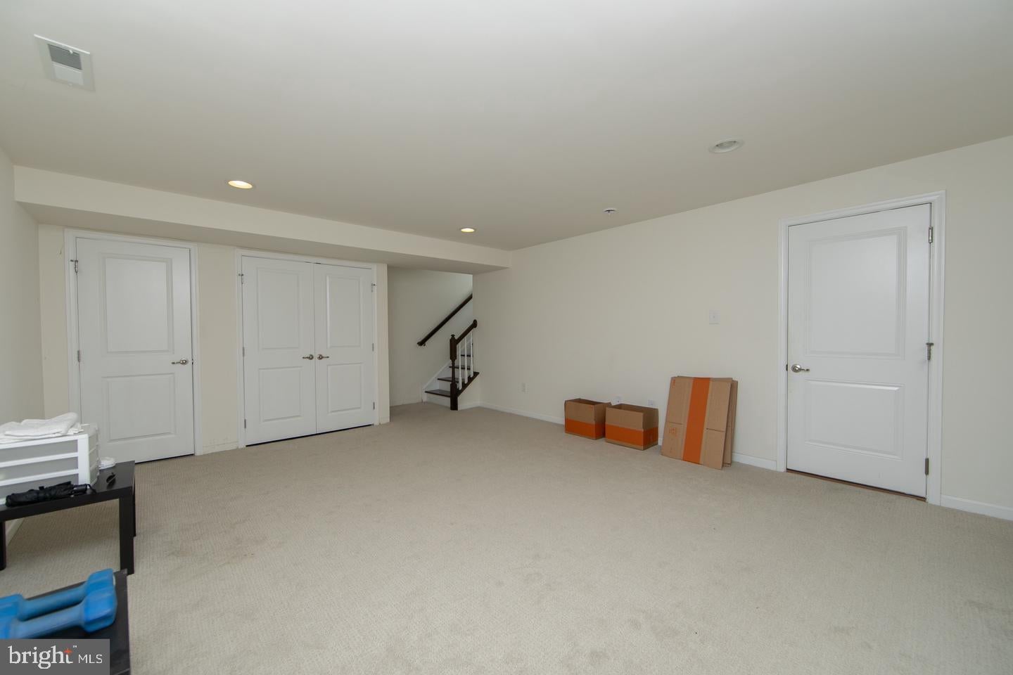 28 REGENCY COURT
