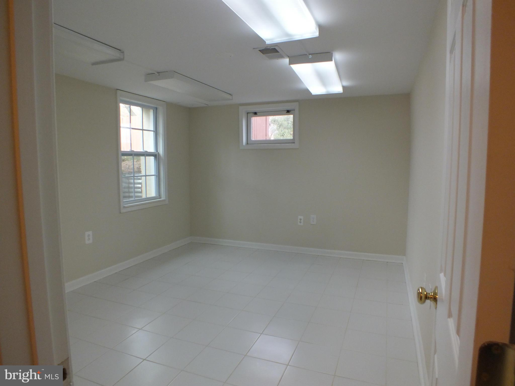 BRAD LEE HOMES - Residential