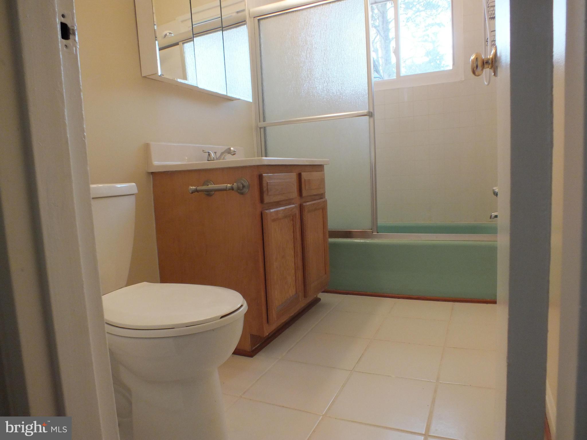 BRAD LEE HOMES - Residential