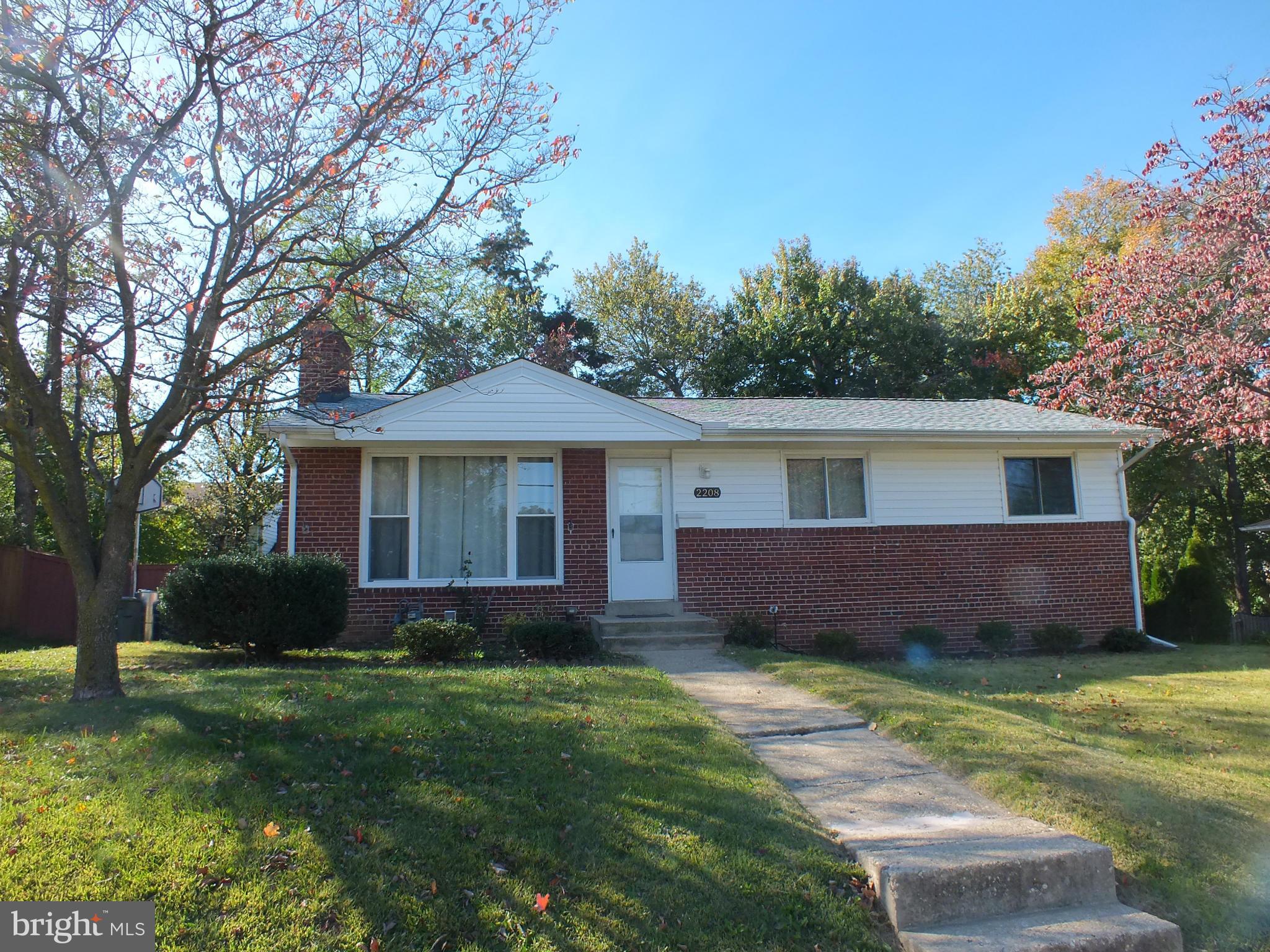 BRAD LEE HOMES - Residential