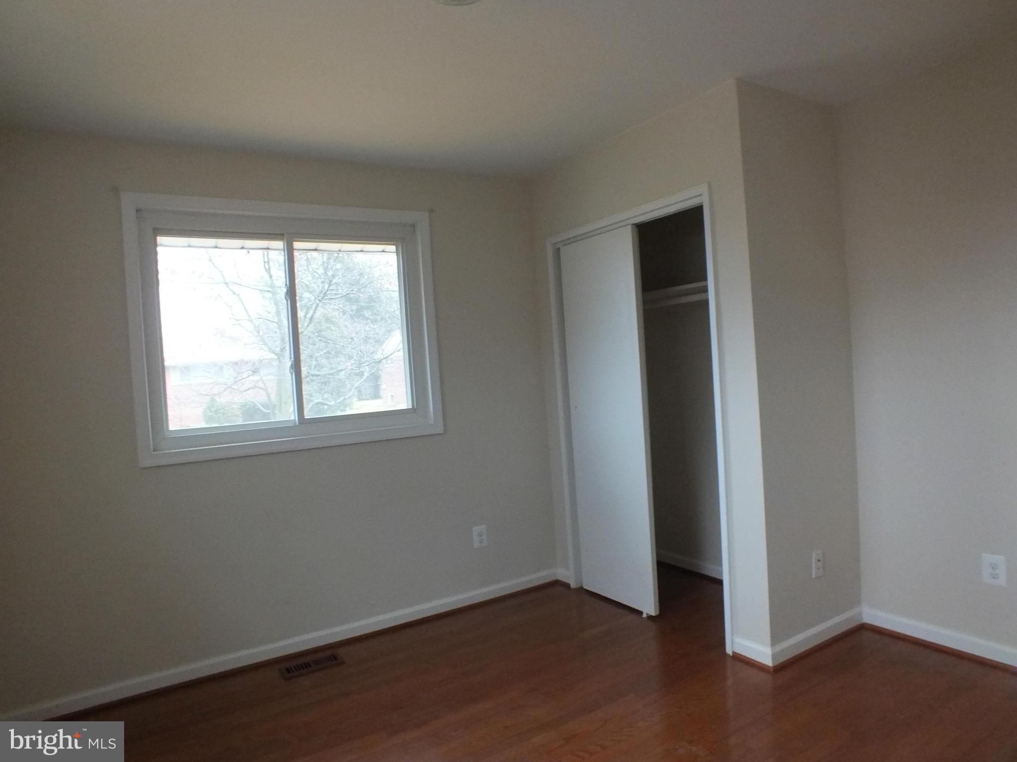 BRAD LEE HOMES - Residential