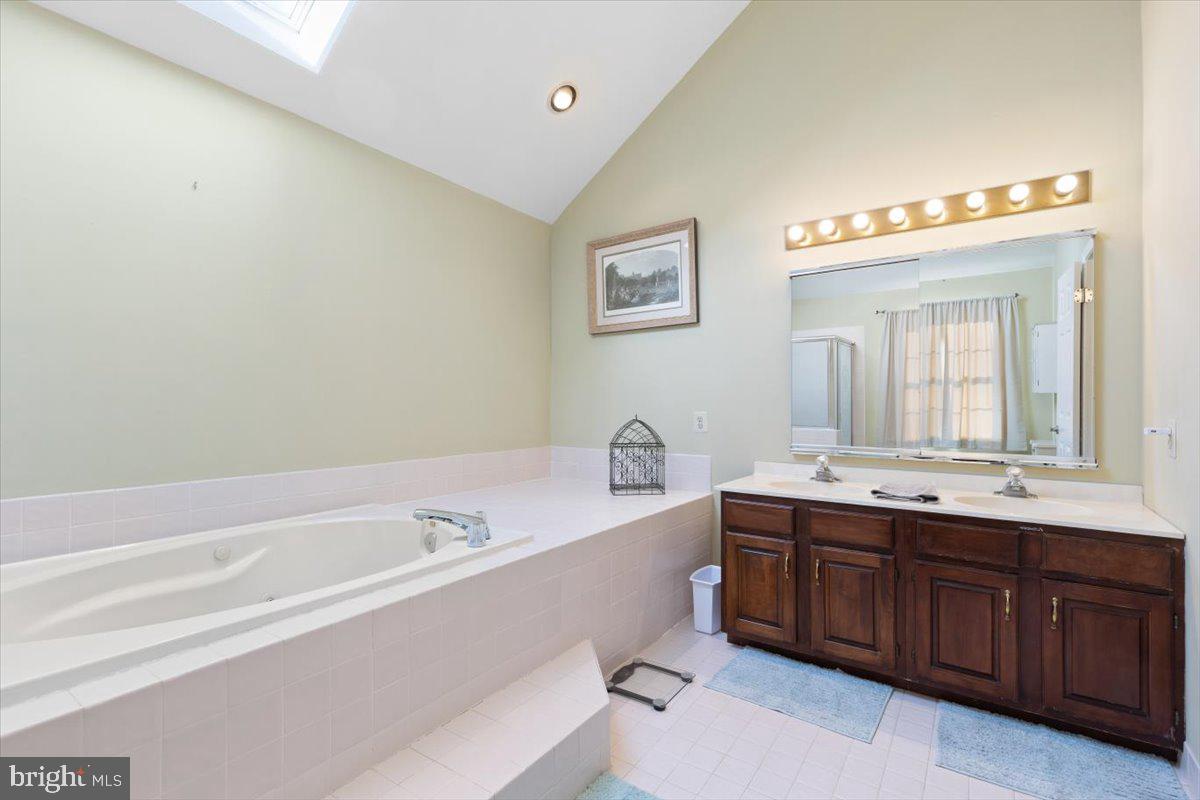 SUGAR HILL FARMS - Residential