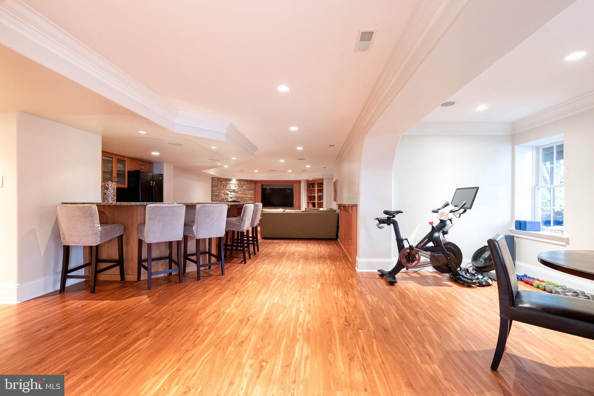 GROVEMONT - Residential