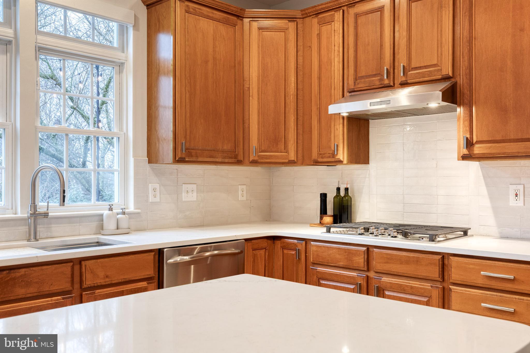 GROVEMONT - Residential