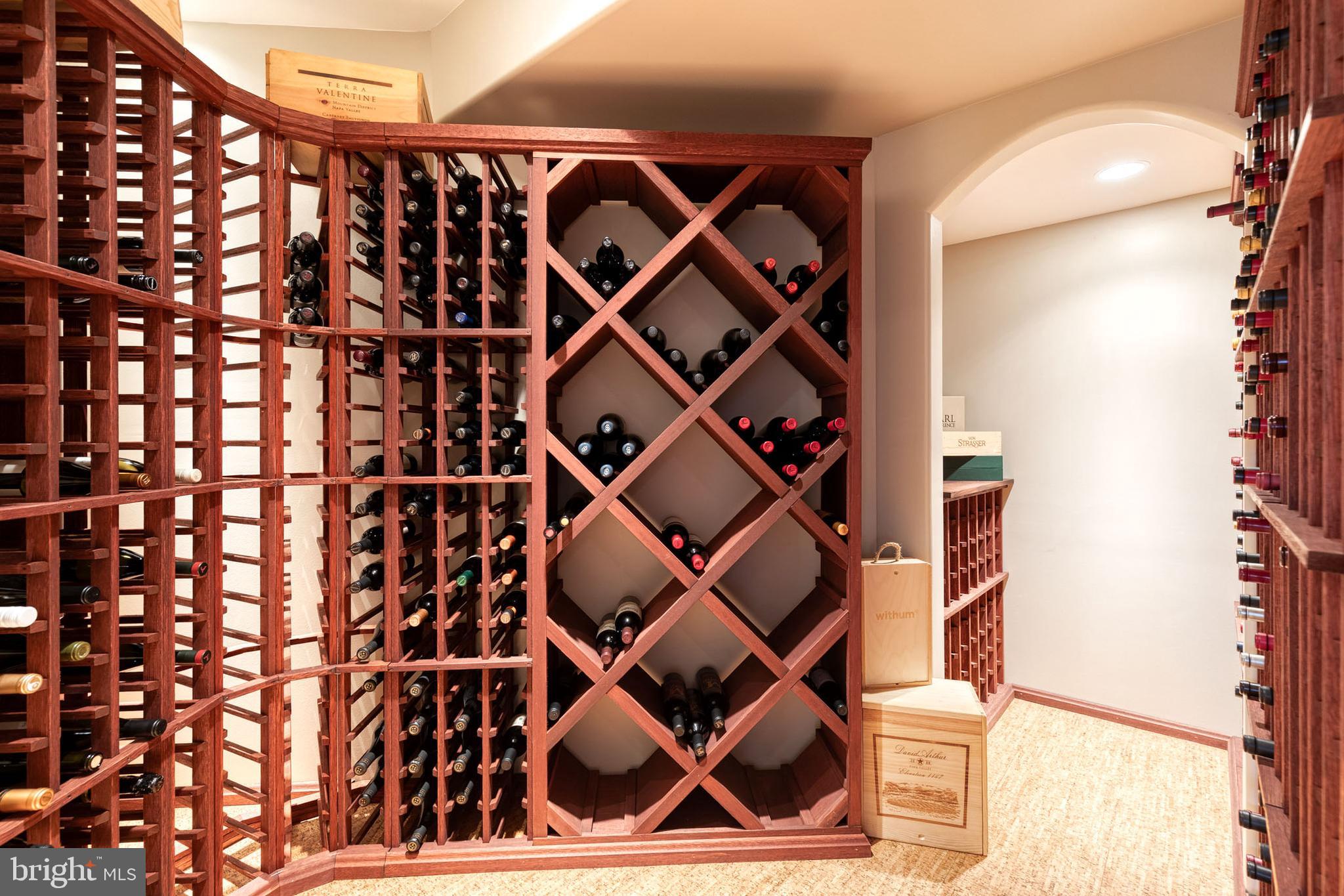 GROVEMONT - Residential