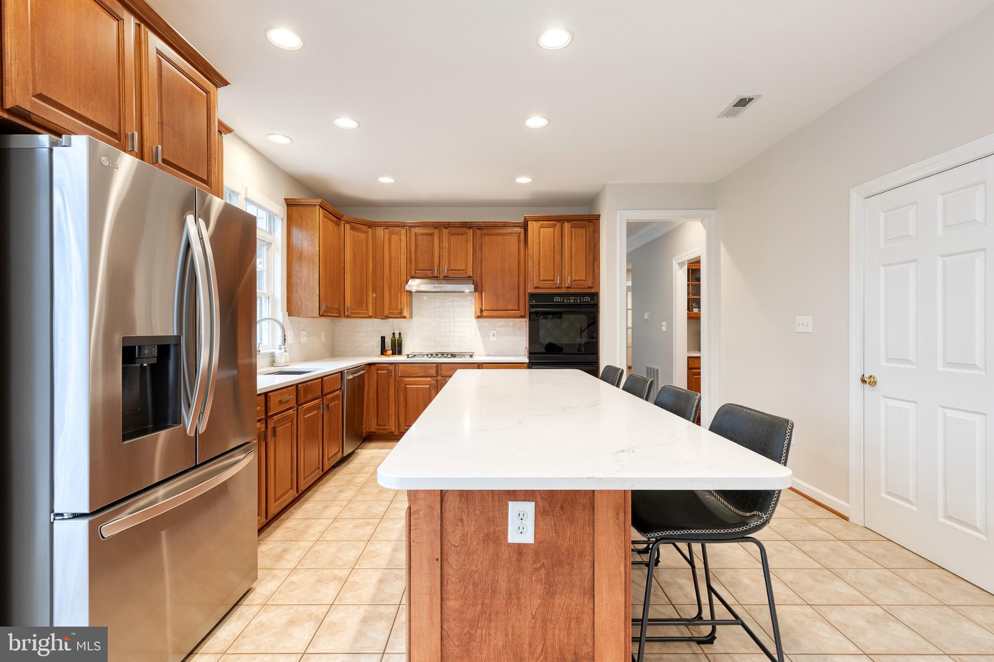 GROVEMONT - Residential