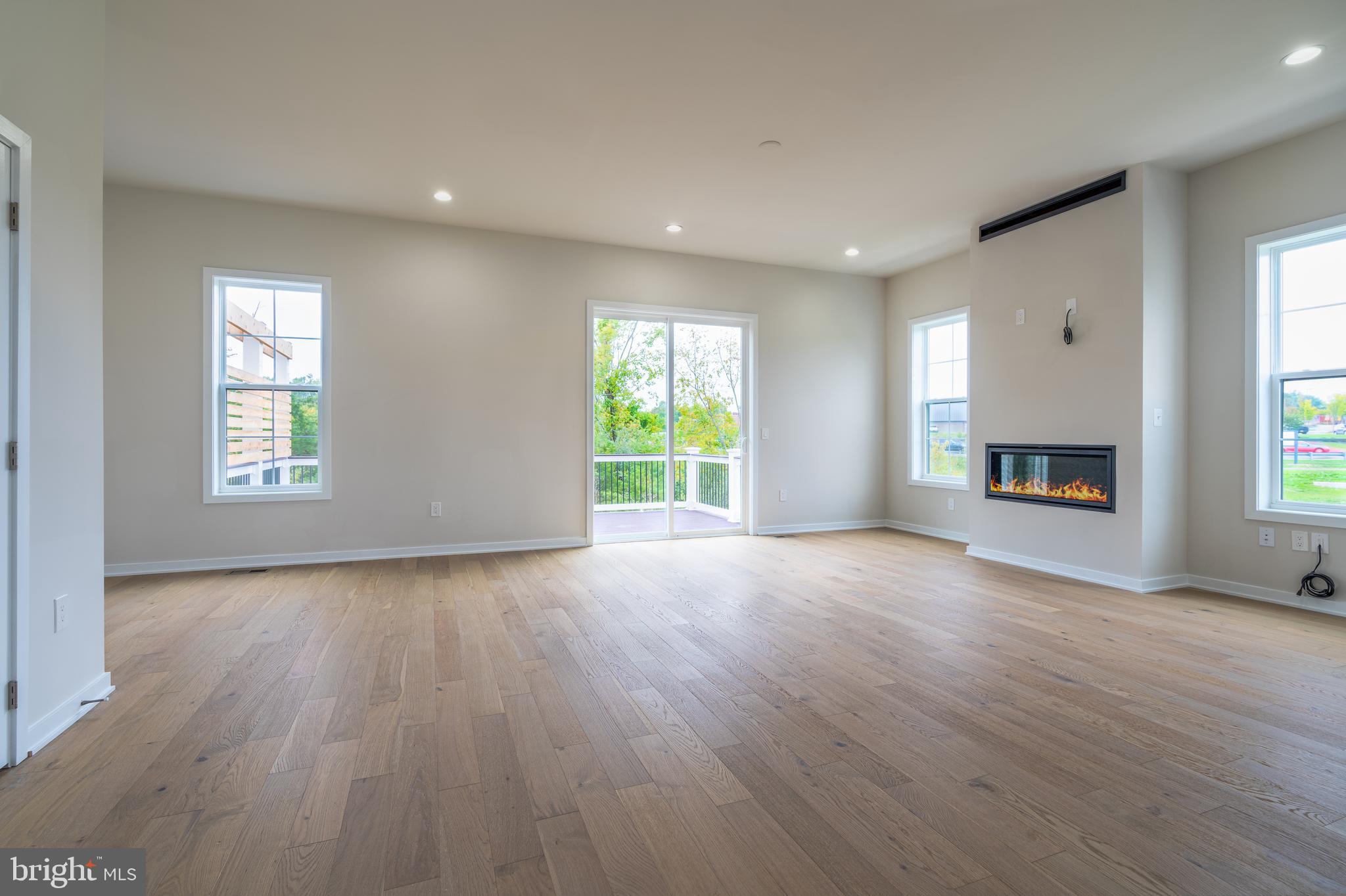 REGENCY AT BELMONT - Residential