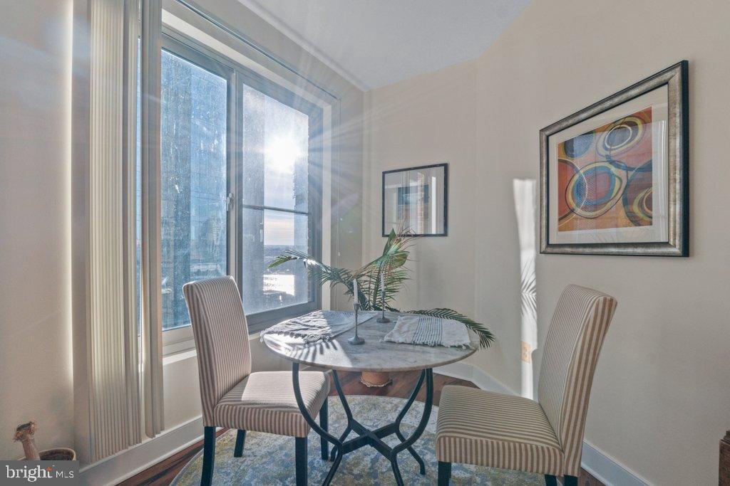 HARBOR EAST - Residential