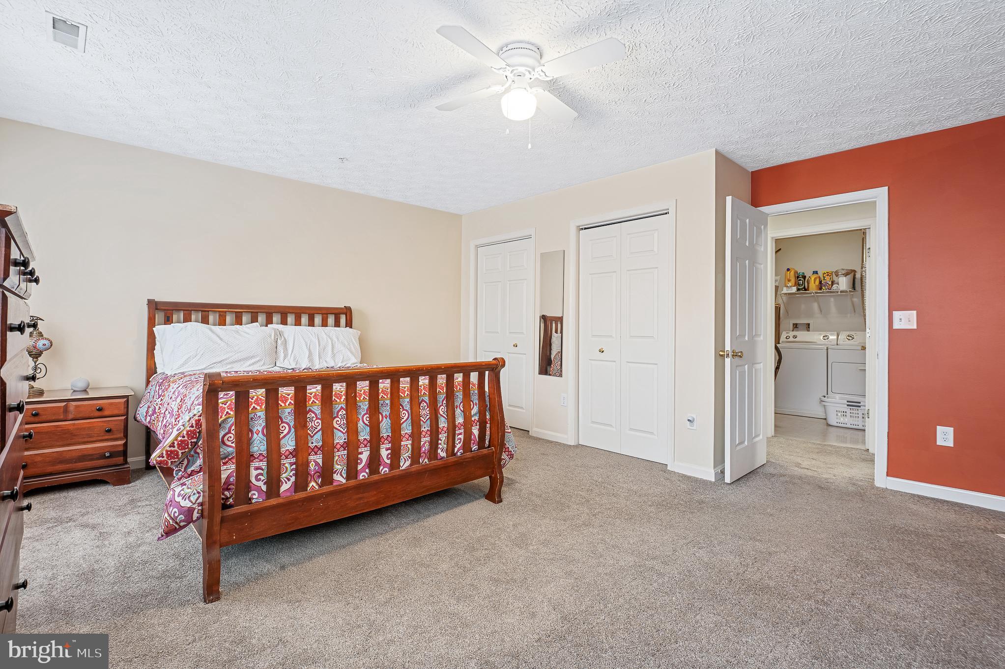 ANNAPOLIS OVERLOOK - Residential