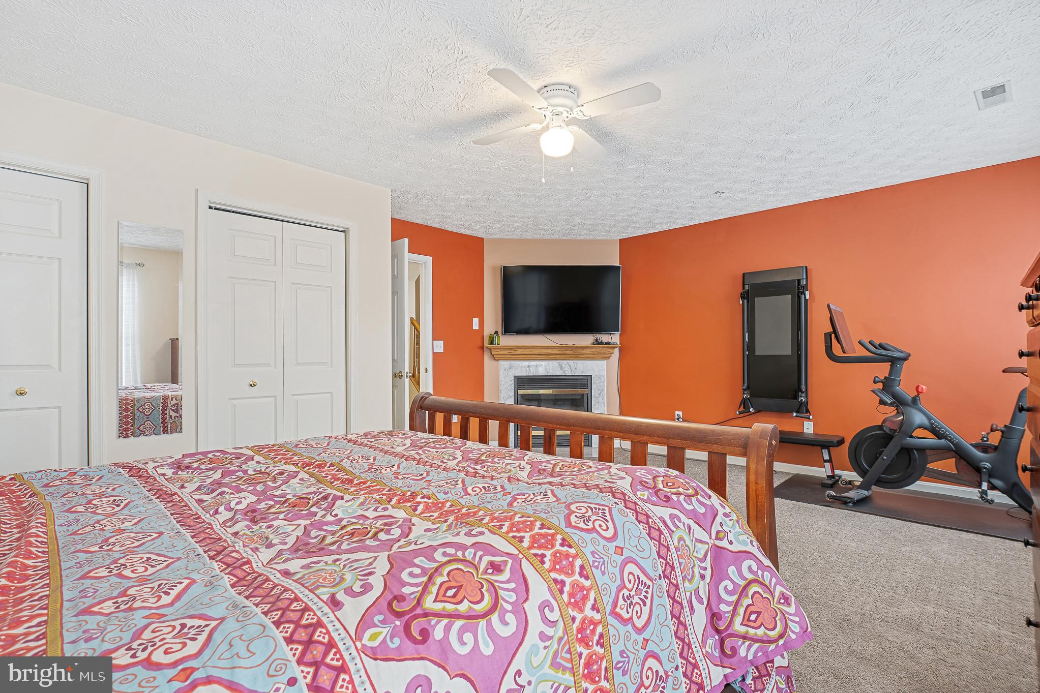 ANNAPOLIS OVERLOOK - Residential