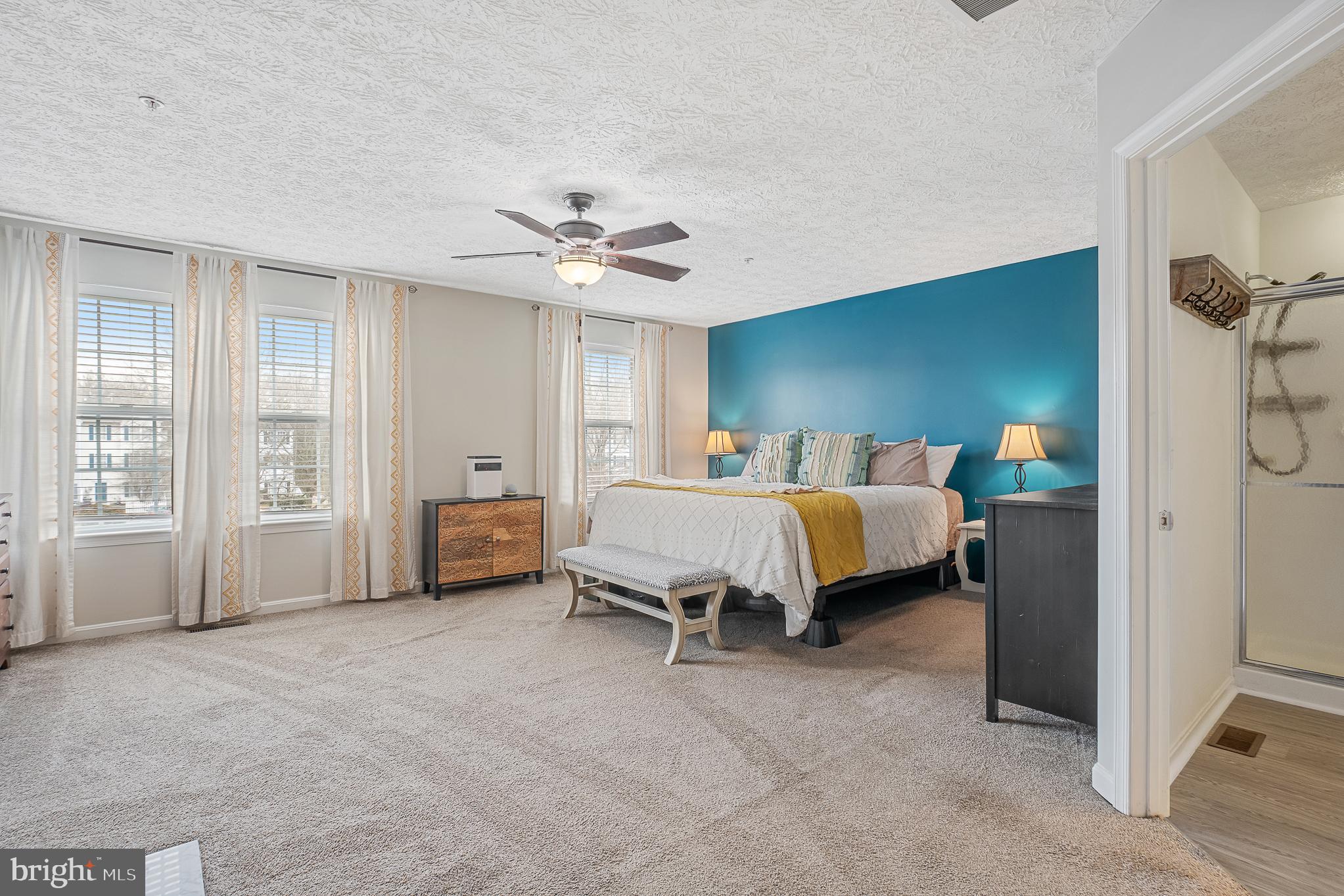 ANNAPOLIS OVERLOOK - Residential