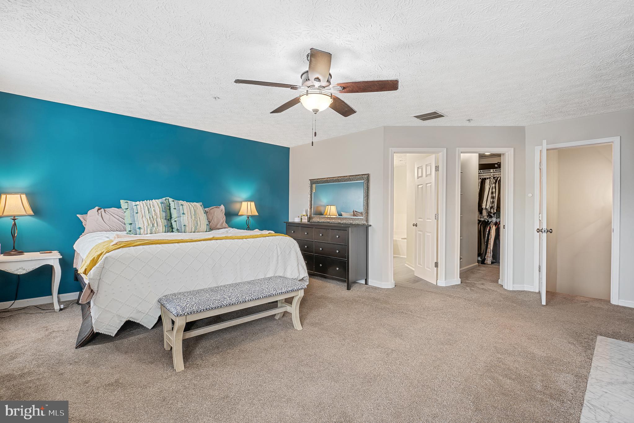 ANNAPOLIS OVERLOOK - Residential