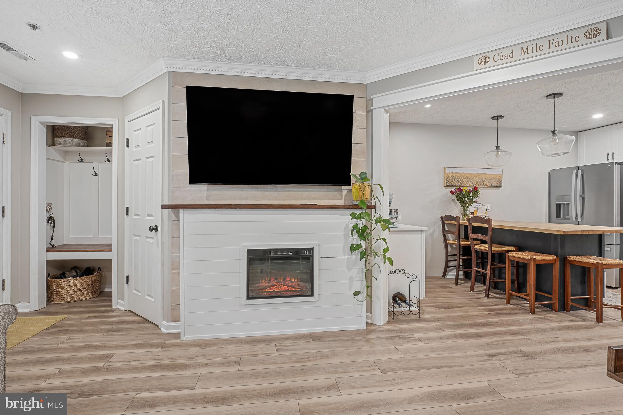 ANNAPOLIS OVERLOOK - Residential