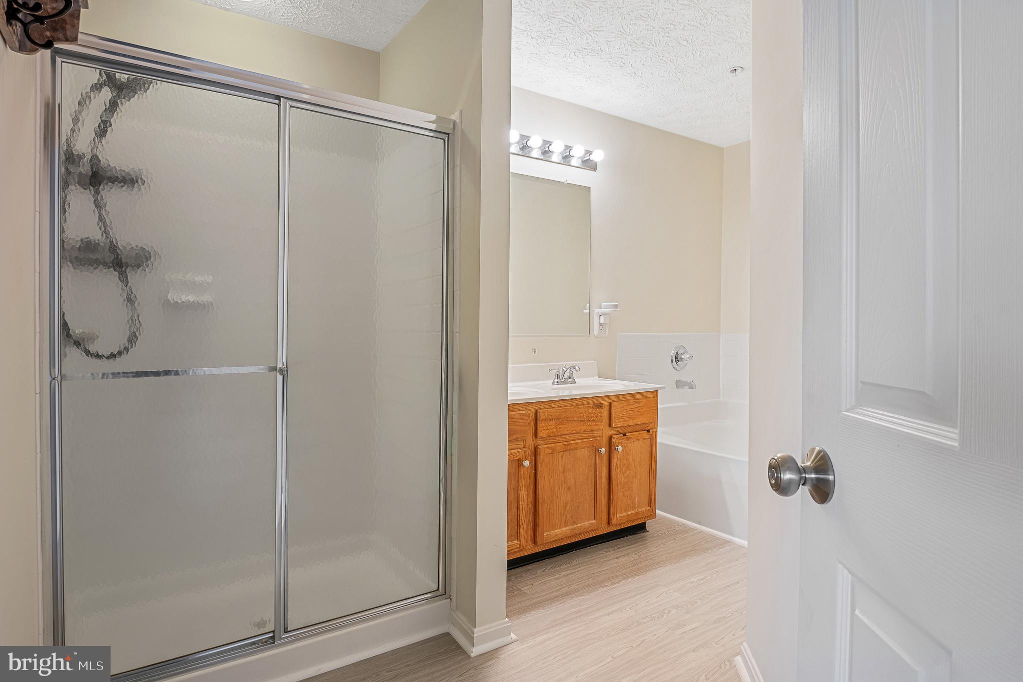 ANNAPOLIS OVERLOOK - Residential