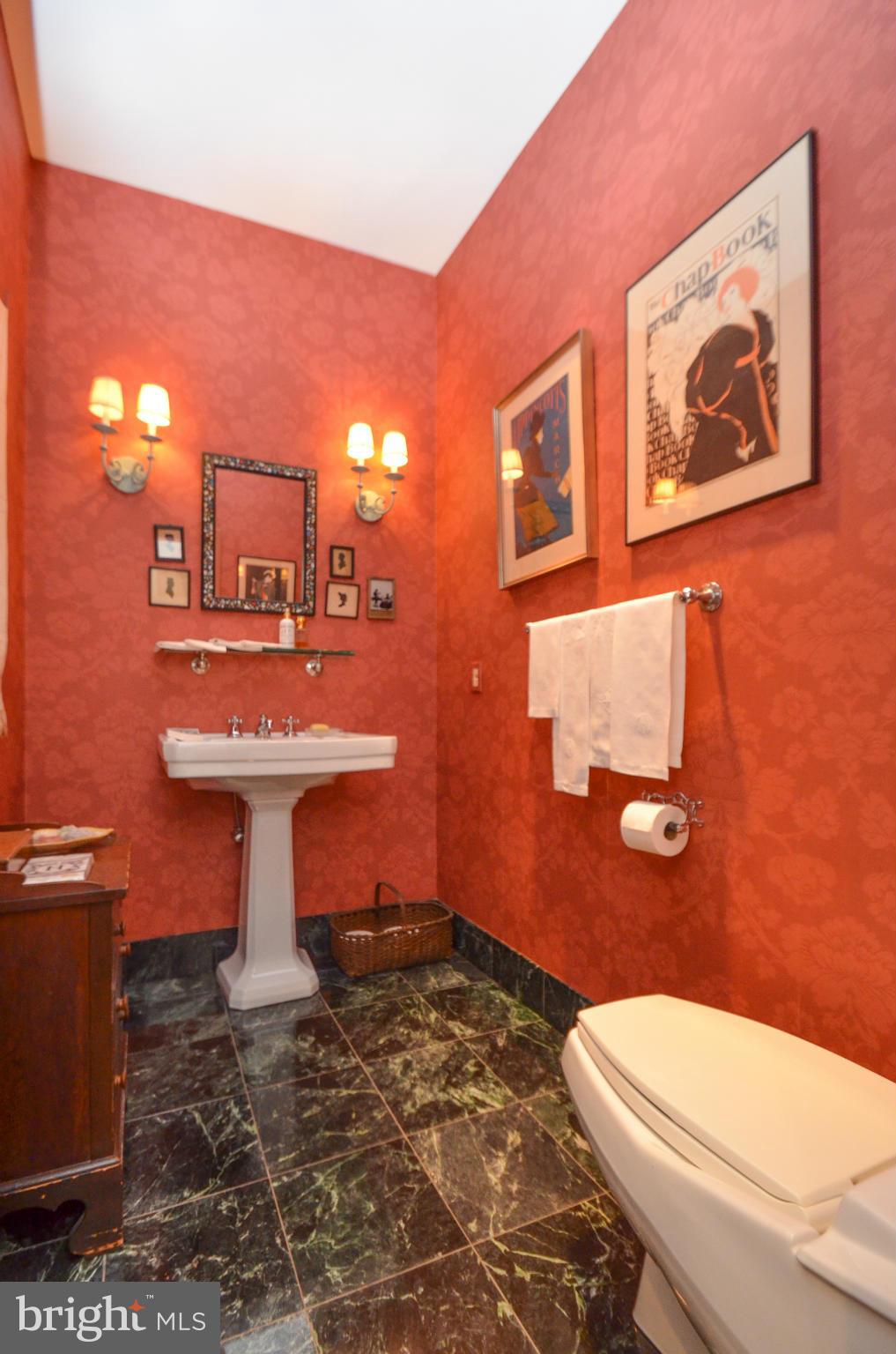 ROCKLAND - Residential