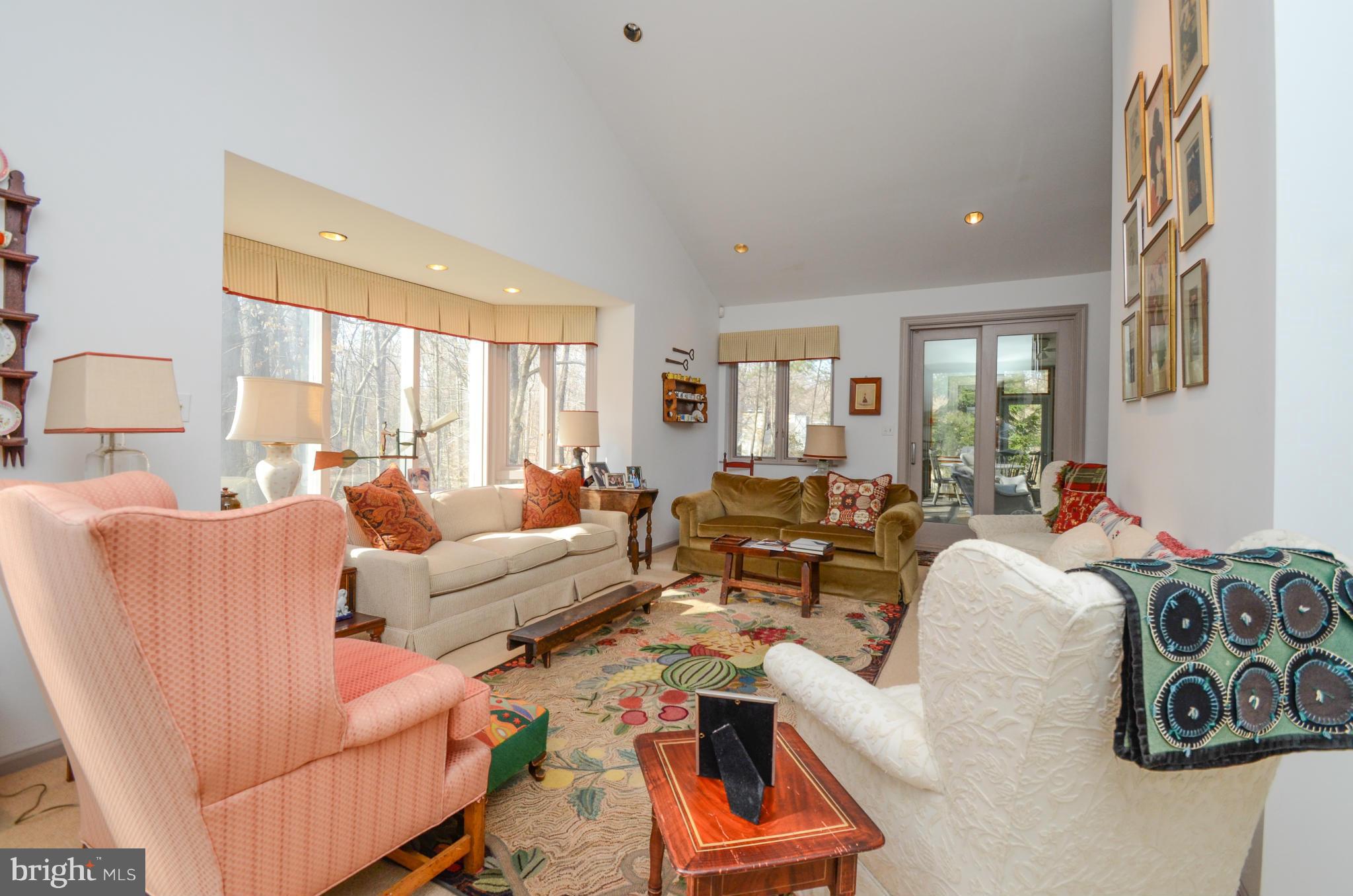 ROCKLAND - Residential