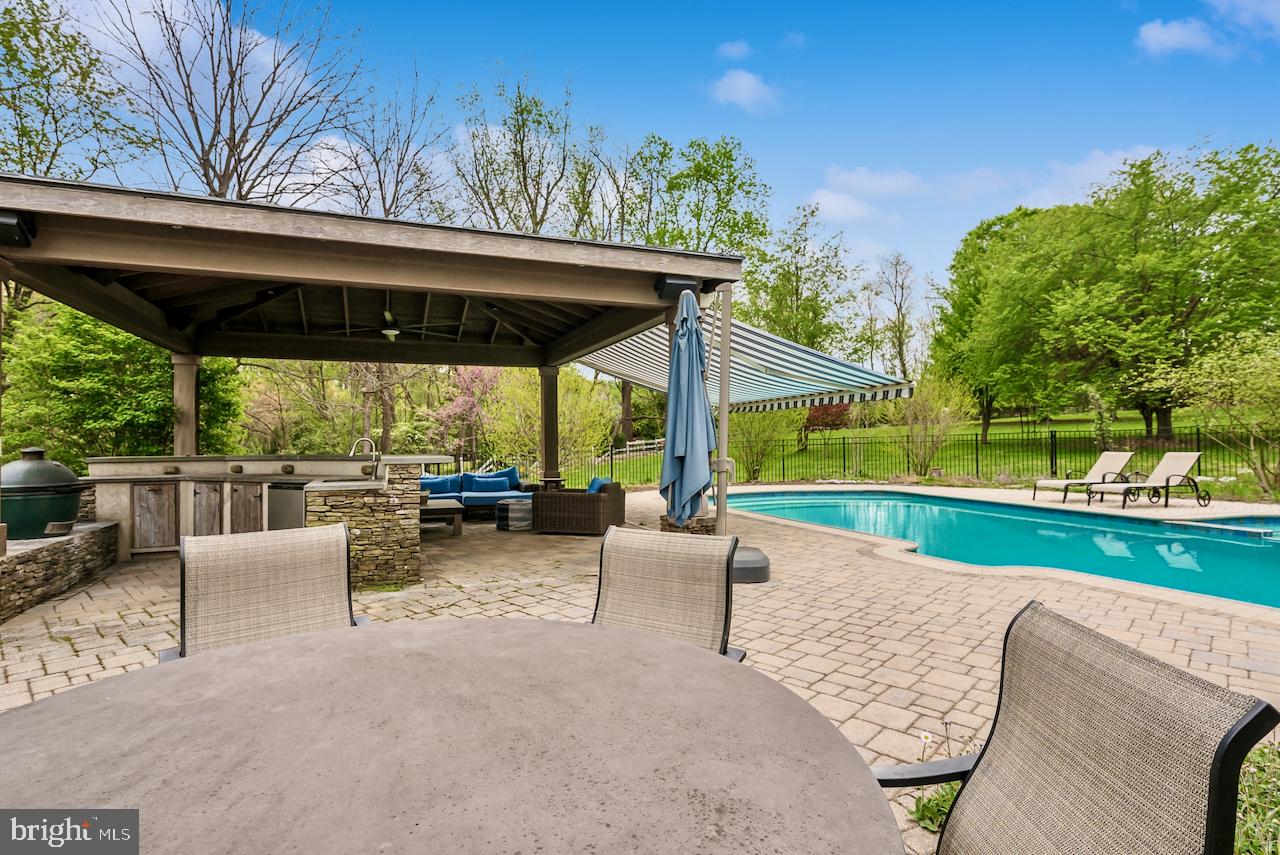 DOWN PATRICK FARM - Residential