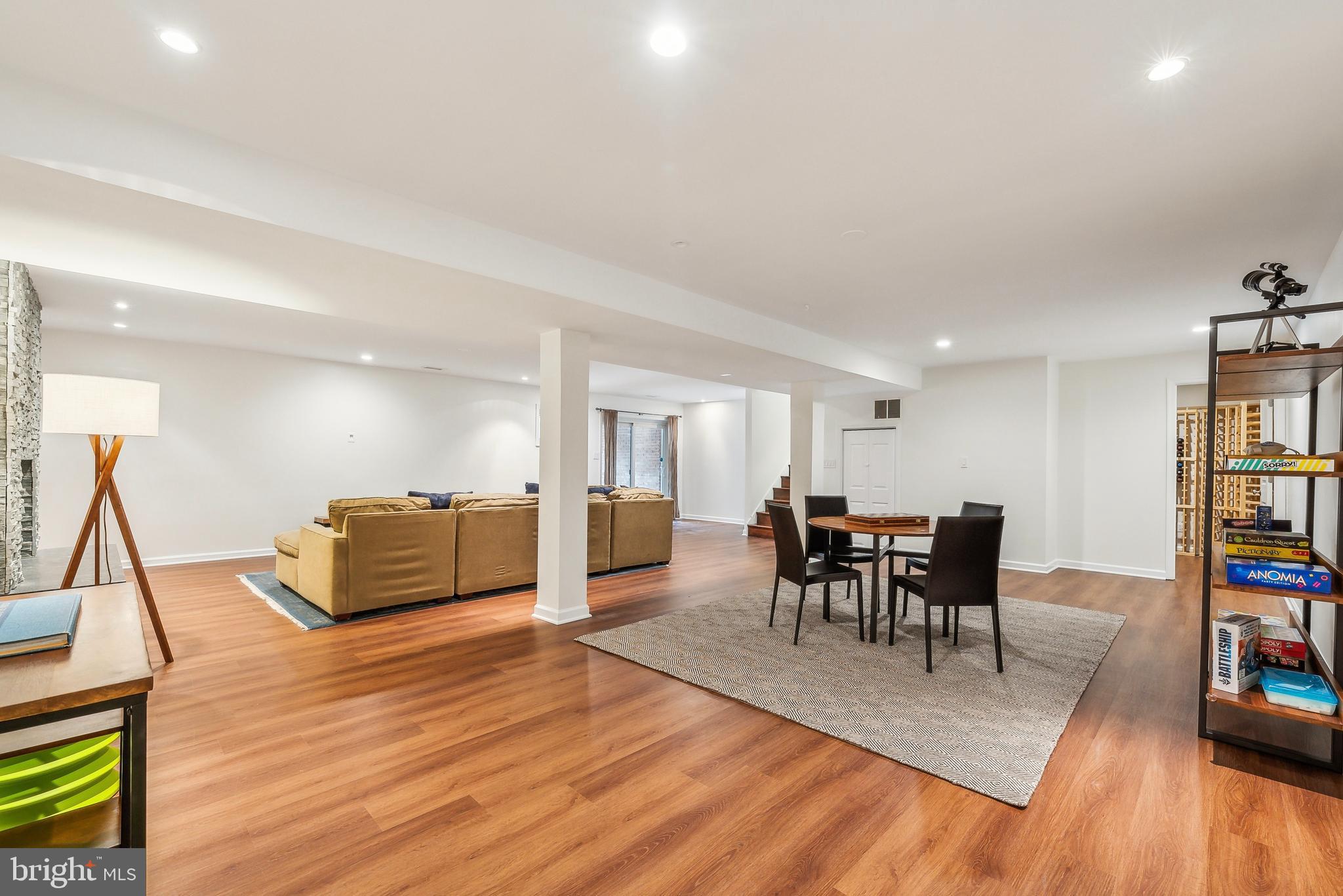 DOWN PATRICK FARM - Residential