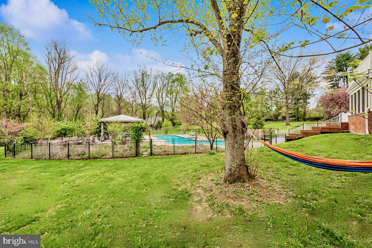 DOWN PATRICK FARM - Residential