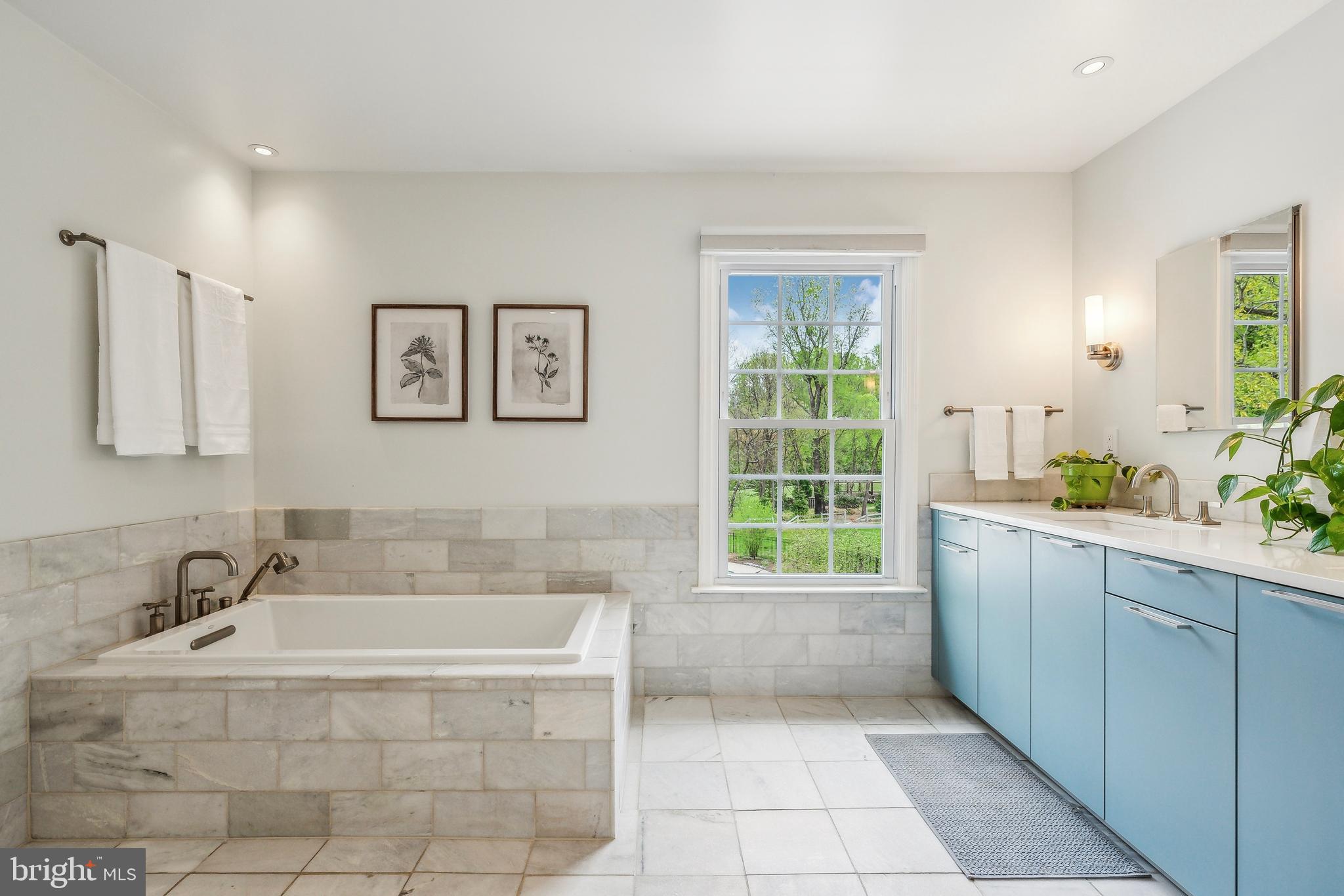 DOWN PATRICK FARM - Residential