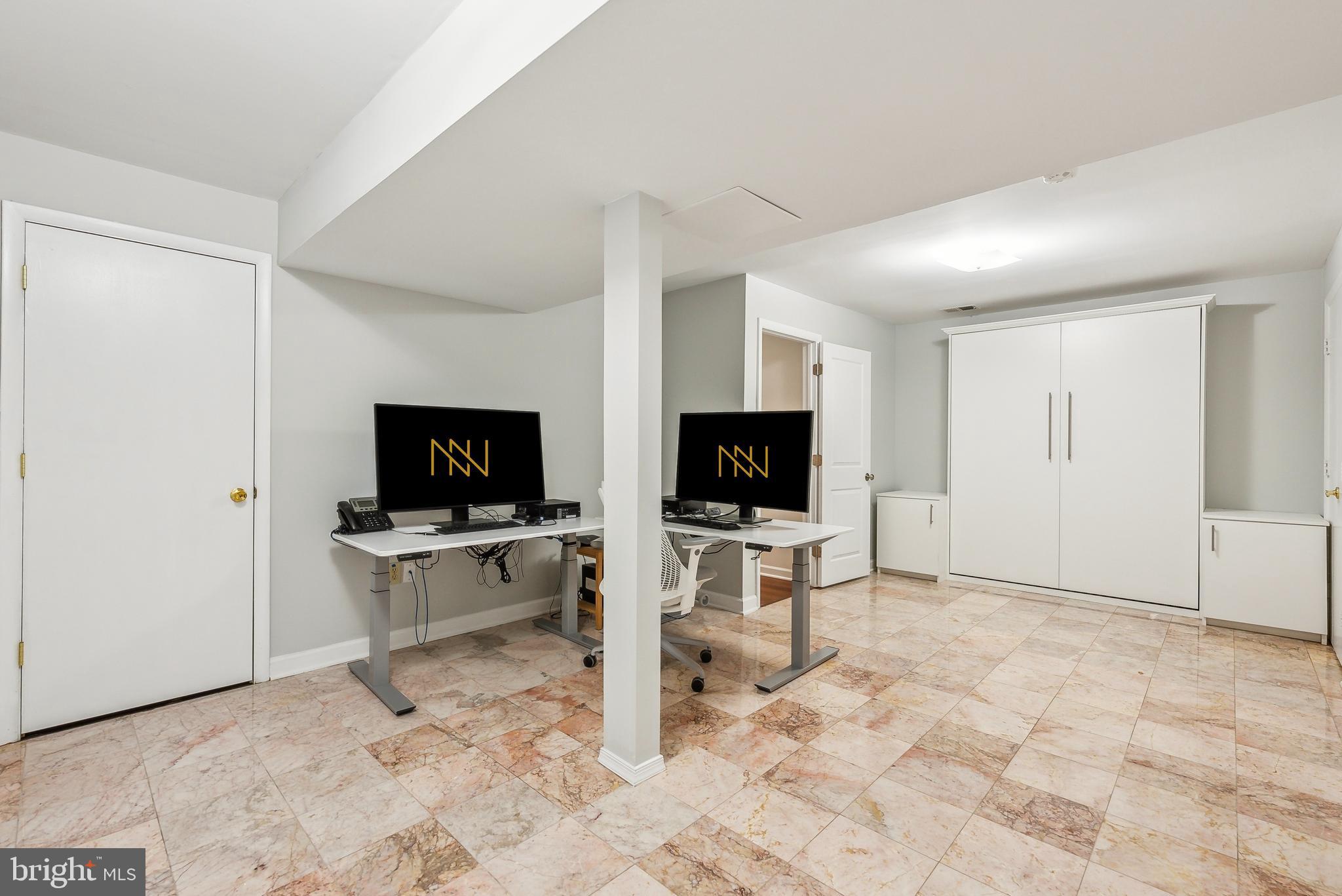 DOWN PATRICK FARM - Residential