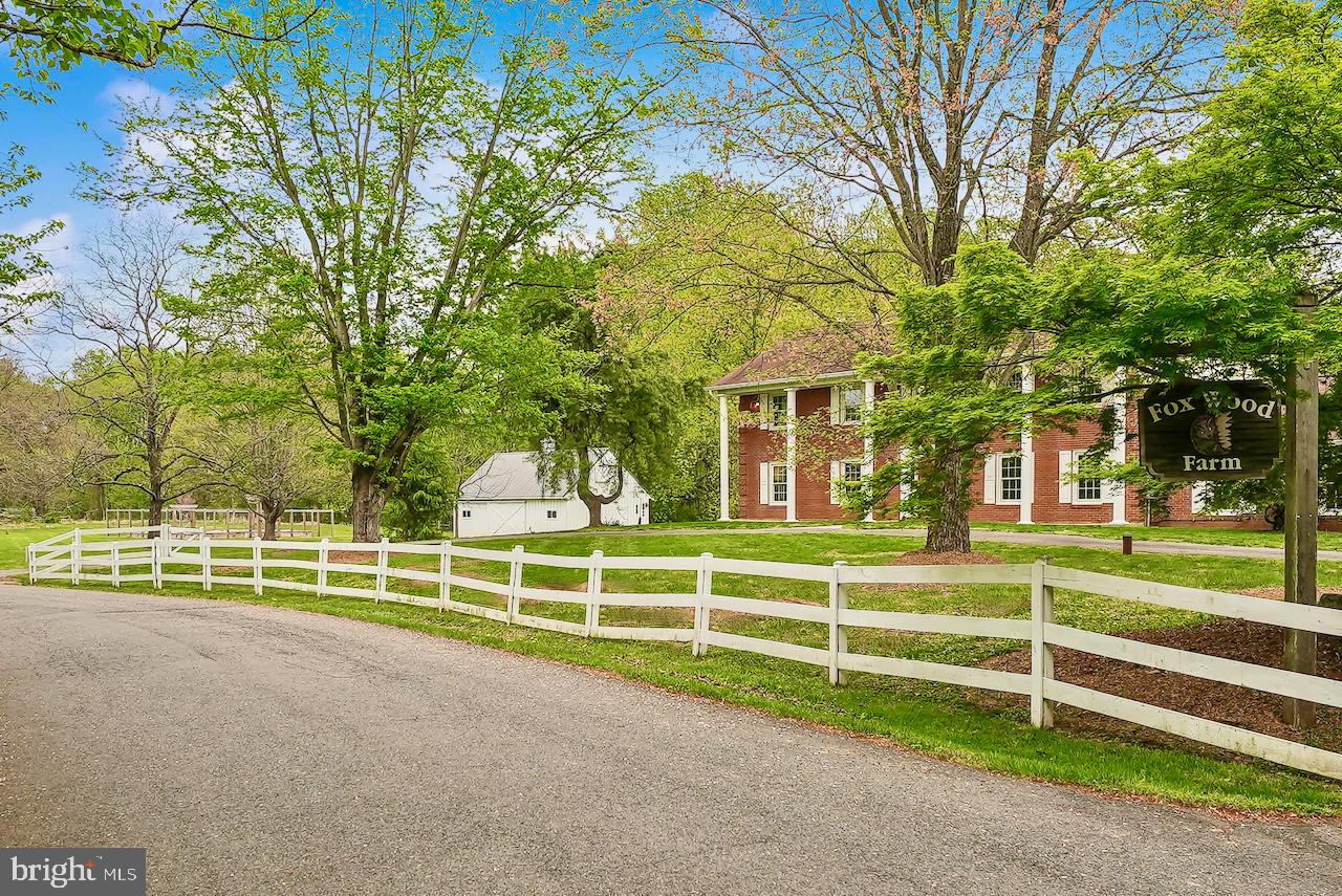 DOWN PATRICK FARM - Residential