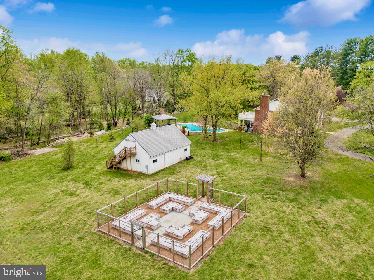 DOWN PATRICK FARM - Residential