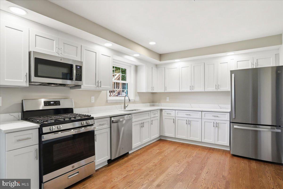 3416 SUNDOWN FARMS WAY
