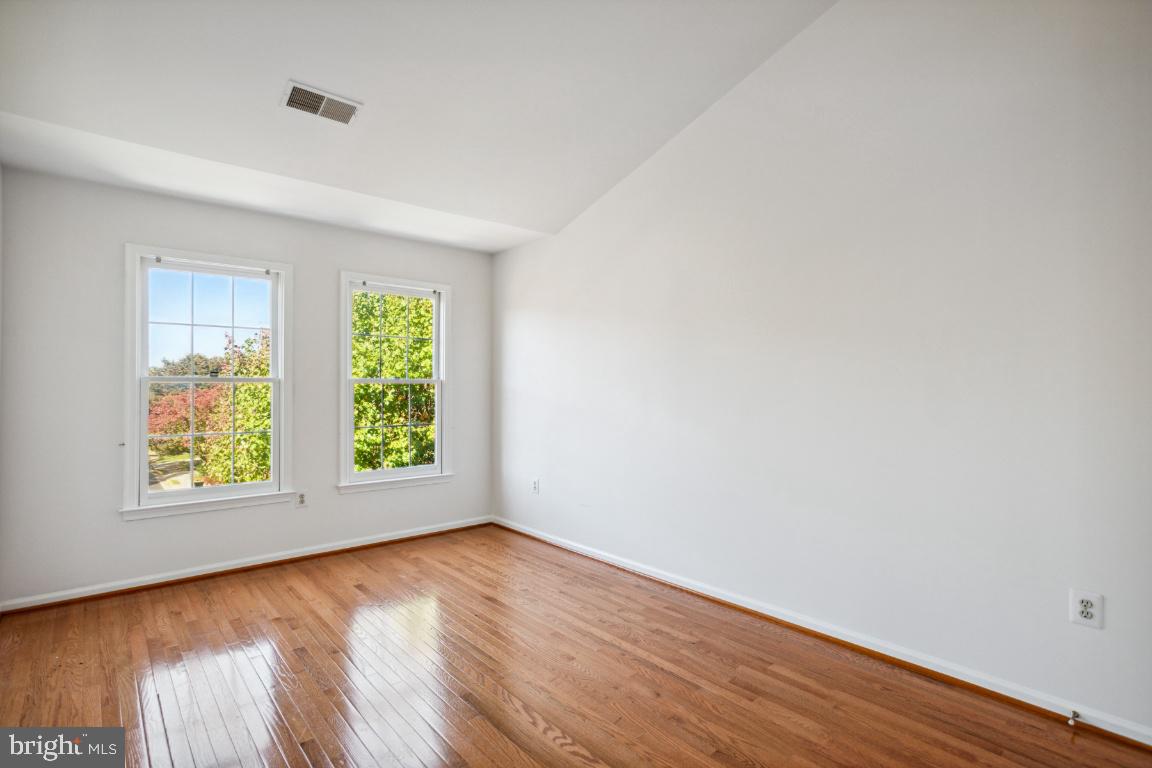 TYSONS TERRACE - Residential