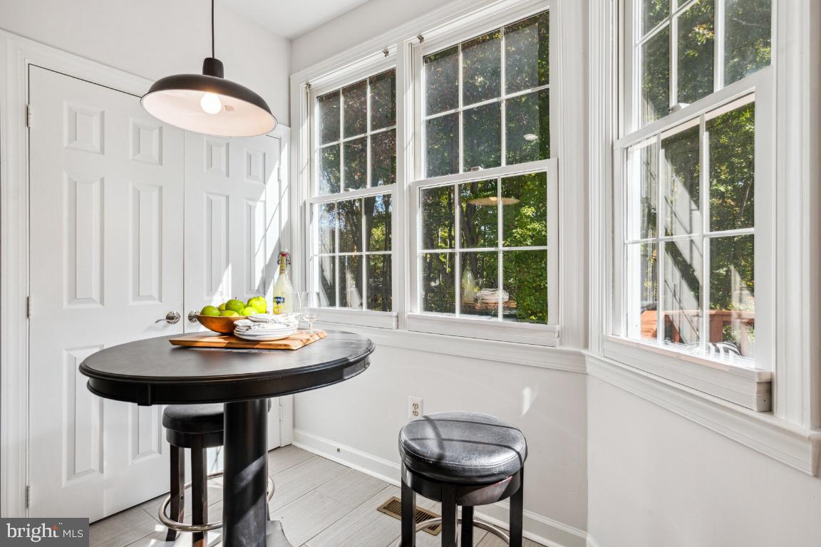 TYSONS TERRACE - Residential