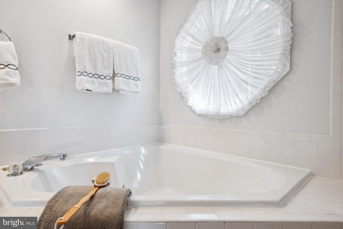 TYSONS TERRACE - Residential