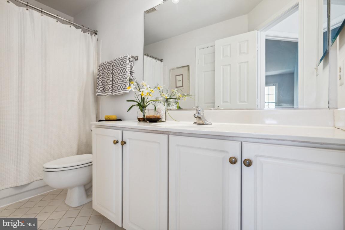 TYSONS TERRACE - Residential