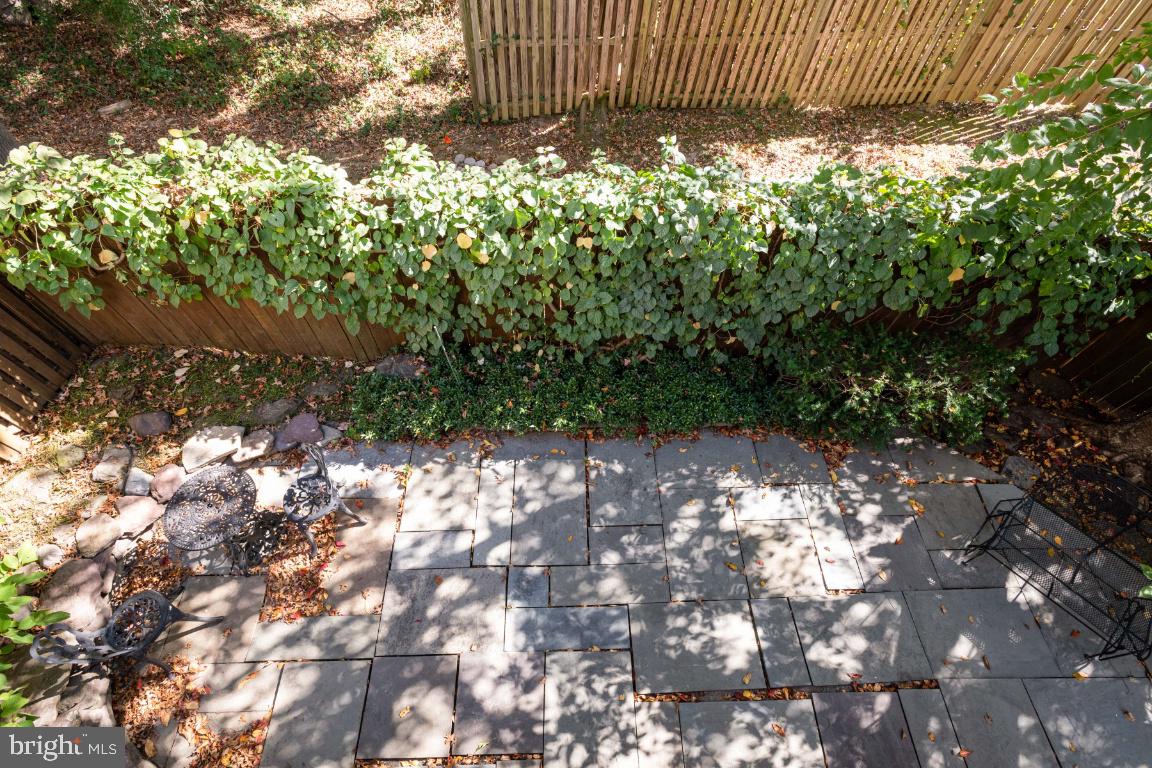 TYSONS TERRACE - Residential