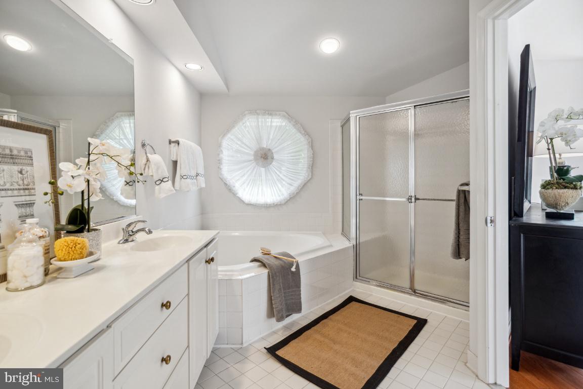 TYSONS TERRACE - Residential