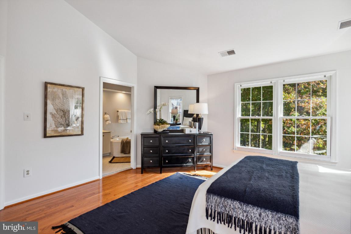 TYSONS TERRACE - Residential