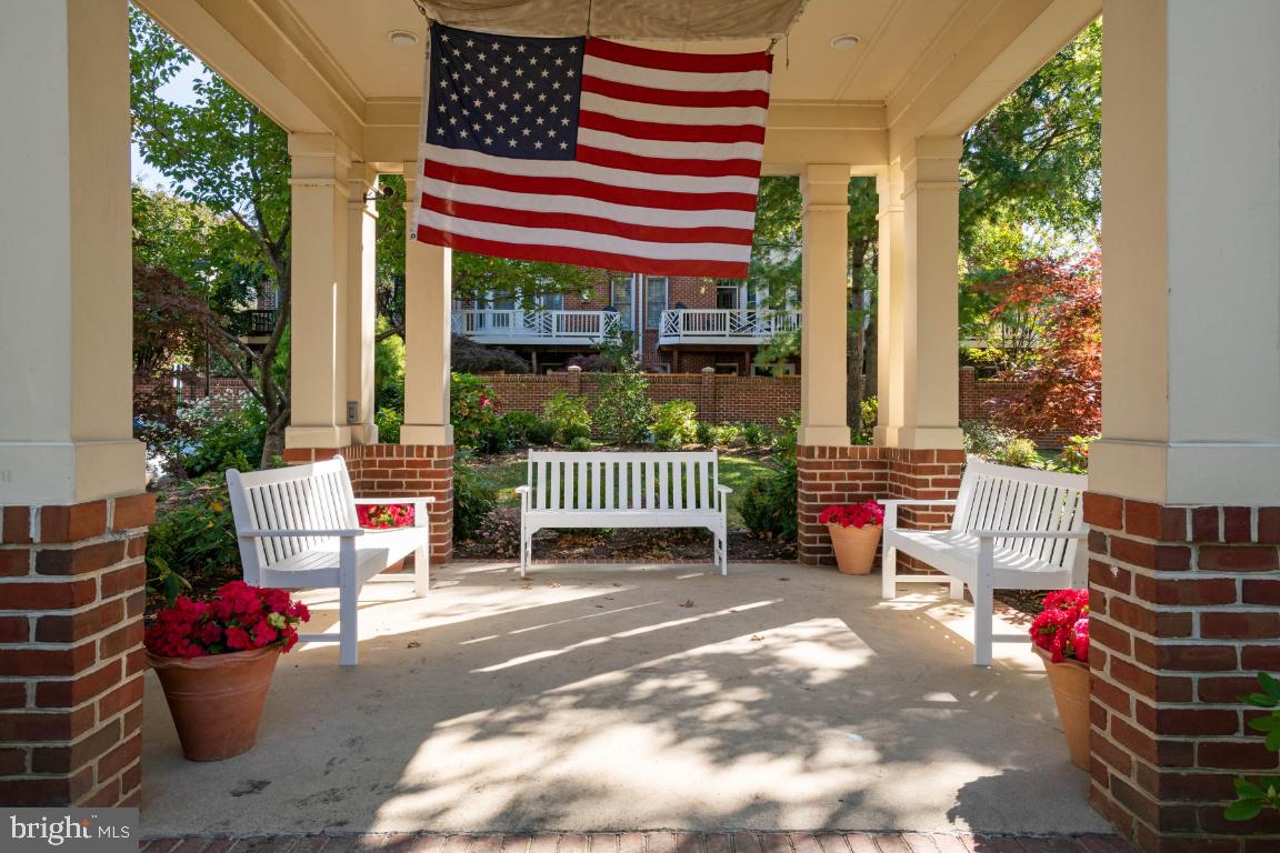 TYSONS TERRACE - Residential