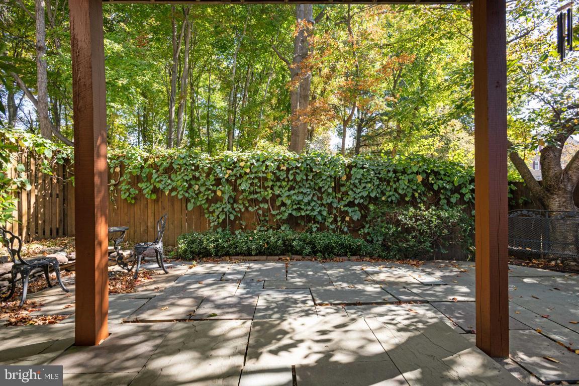 TYSONS TERRACE - Residential