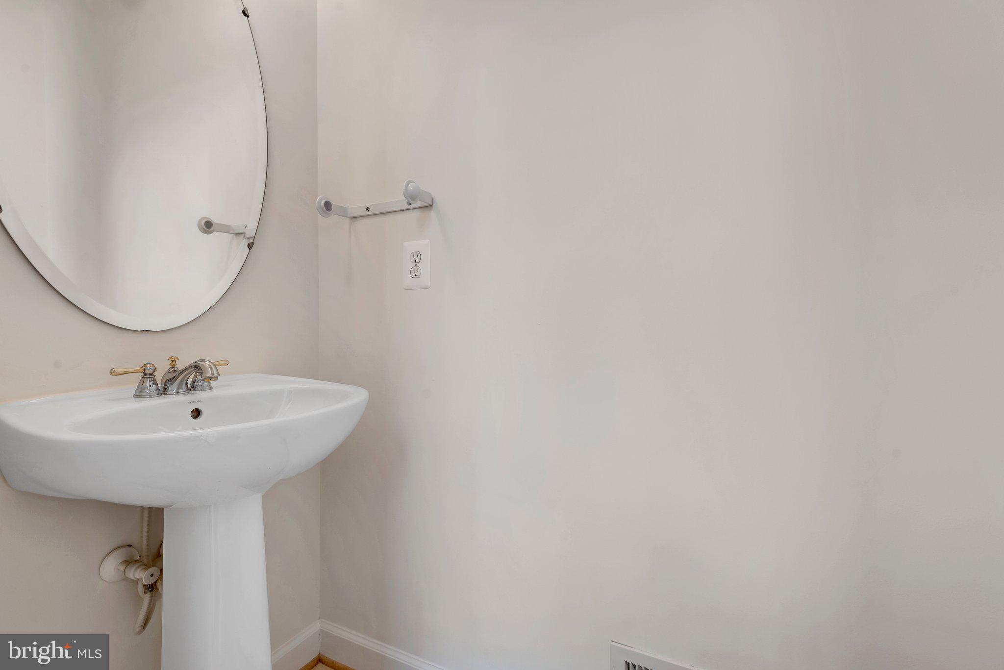 FAIRWOOD - Residential Lease