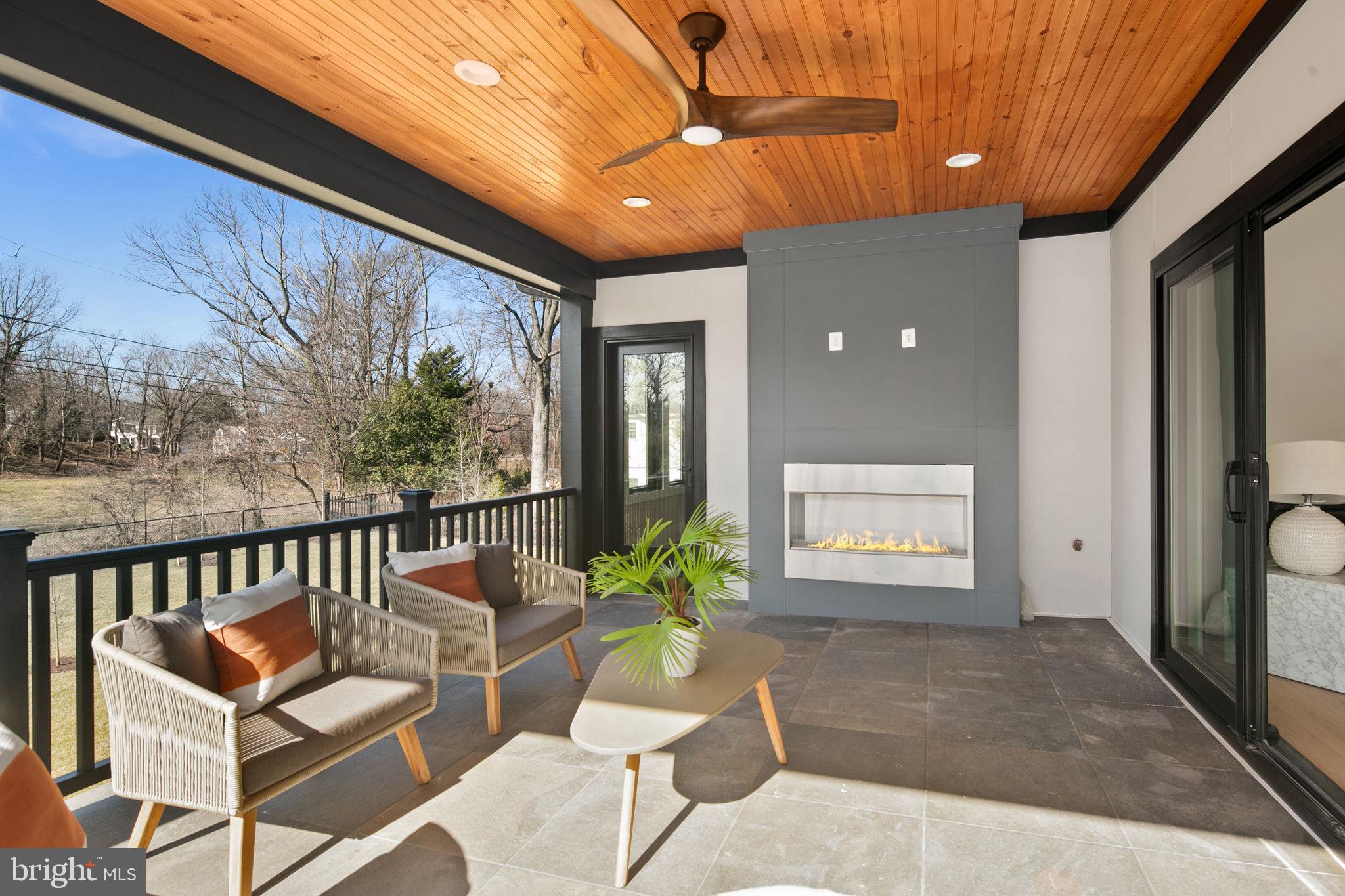 ARLINGWOOD - Residential