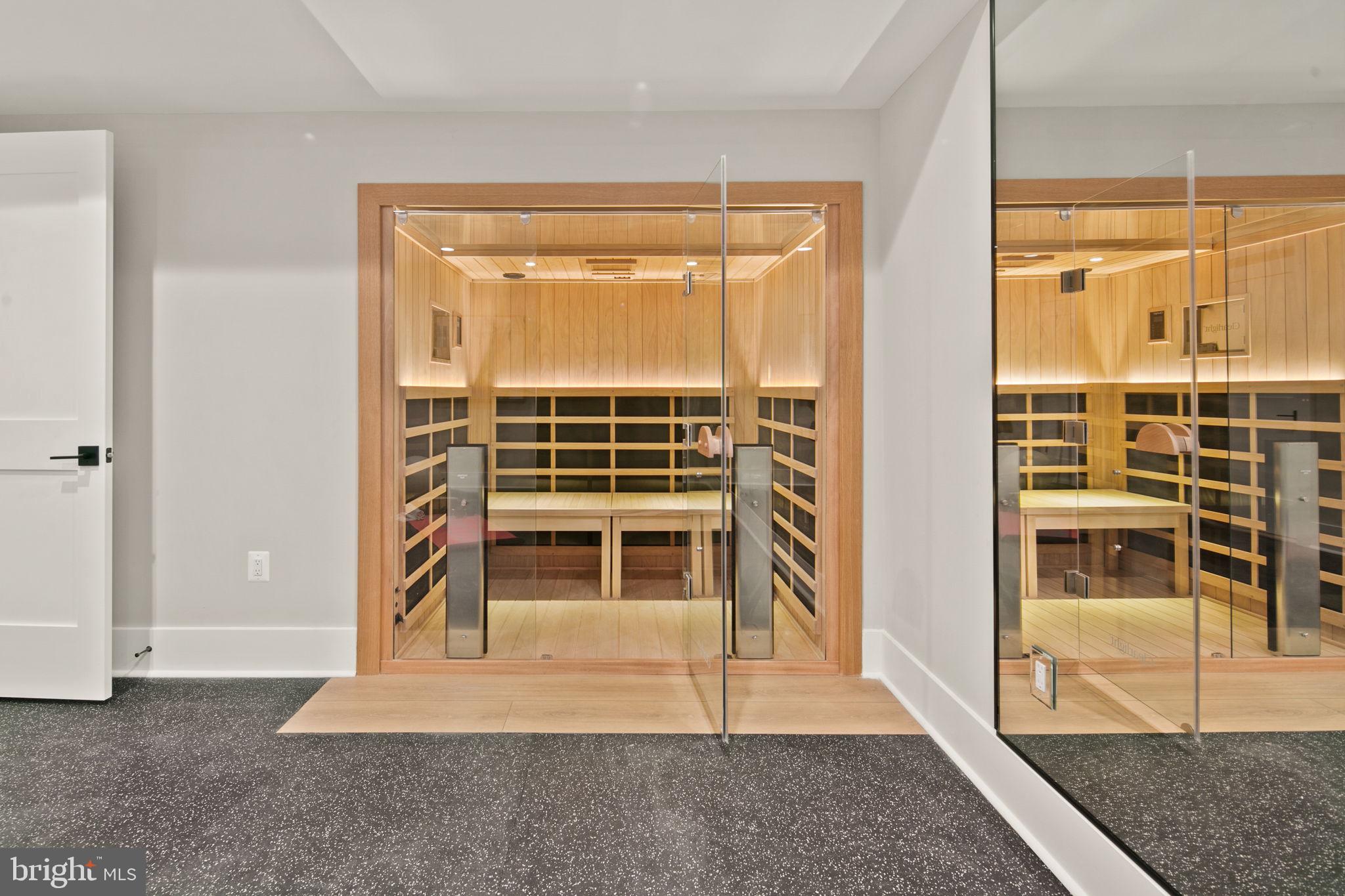 ARLINGWOOD - Residential